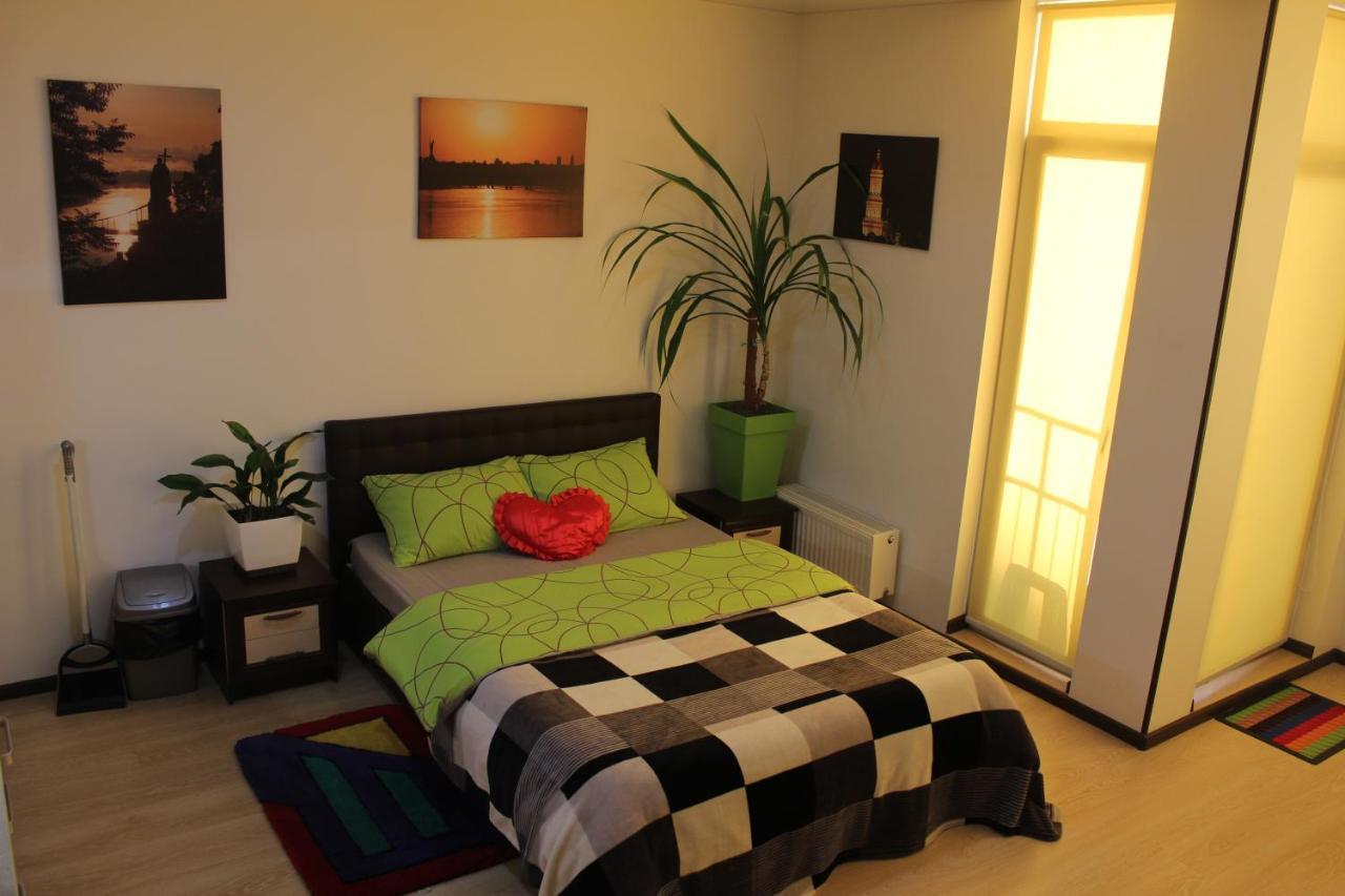 Comfortable Studio Apartments In A Secure Residential Complex Comfort Town Кт-02 Kiev Extérieur photo